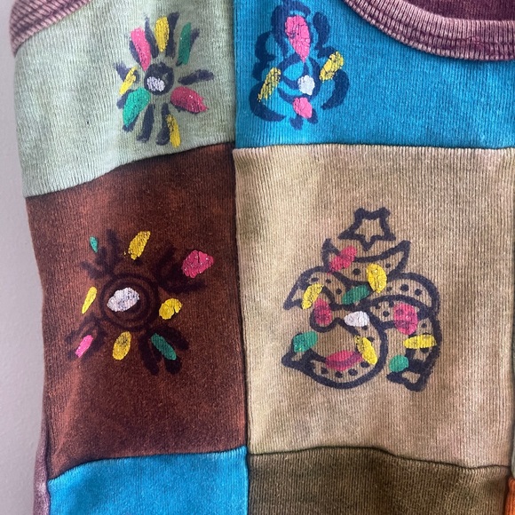 Ethnic African Artistry Top - Picture 6 of 9